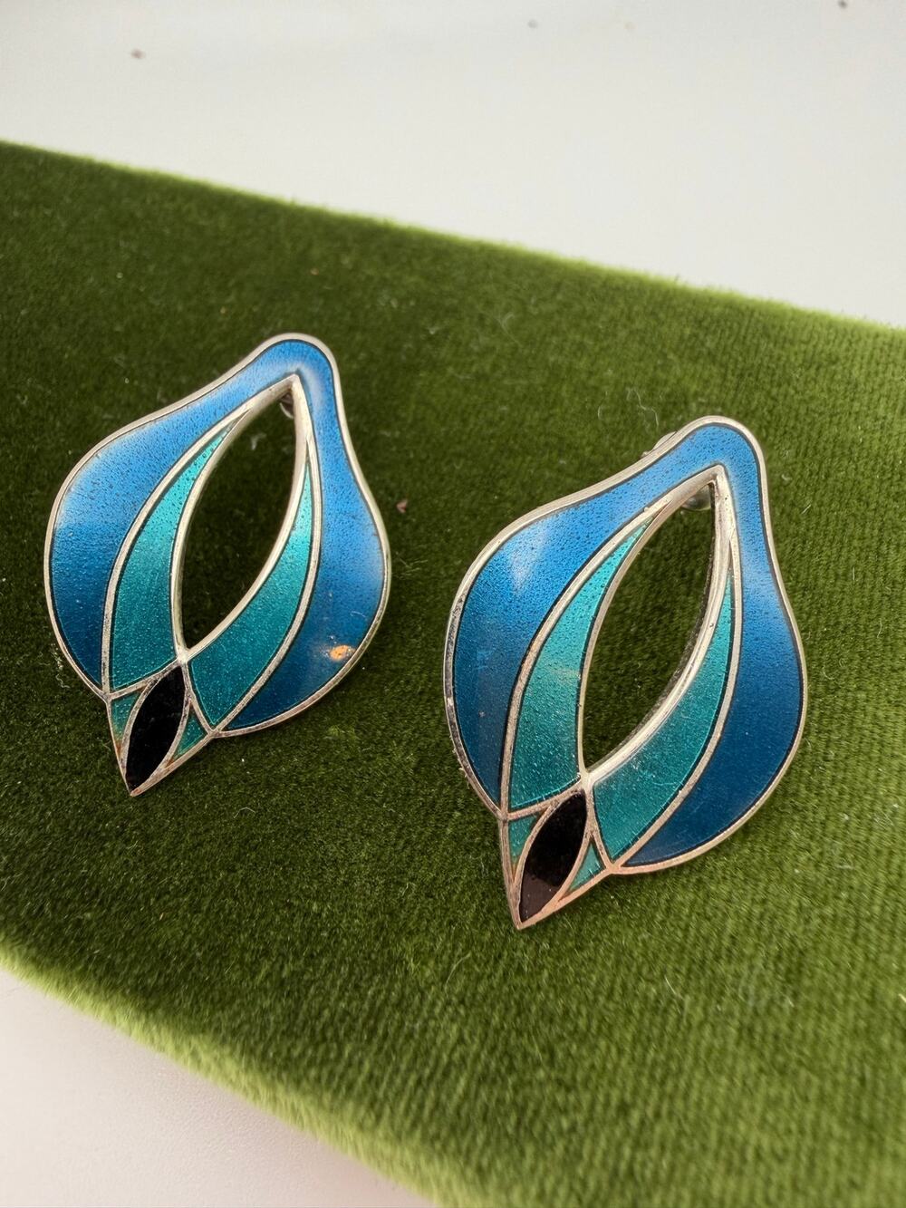 Roccoco cloisonné enamel earring teardrop design with blue, teal